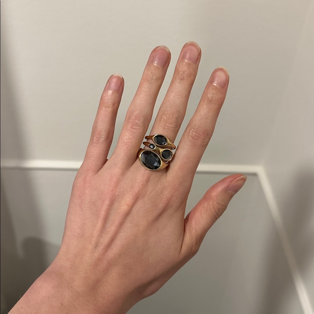 UNO de 50 Gold Ring with Crystals - Picture 6 of 9